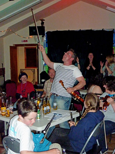 Bruce MacGregor doing 'Highway to Hell' at 2012 Festival Survivor's Session Photo of Bruce MacGregor doing 'Highway to Hell' at 2012 Festival Survivor's Session